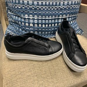 J Slides size 7.5 worn once